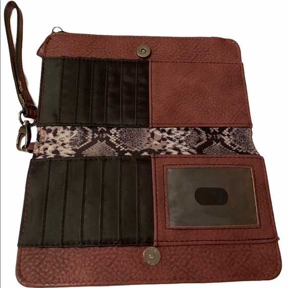 Nicole Miller New York Clutch Wallet - Picture 6 of 7
